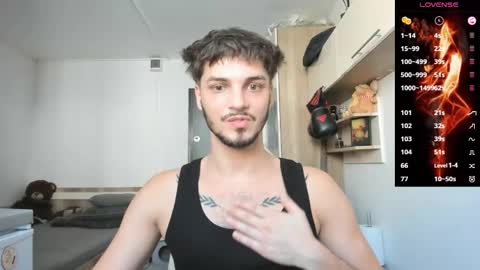 Snapshot of angelfrank chatting on 10-22-25, 12:16 Frankie online show from 10-22-25, 12:16