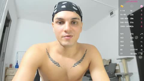 Snapshot of angelfrank chatting on 11-16-25, 01:06 Frankie online show from 11-16-25, 01:06