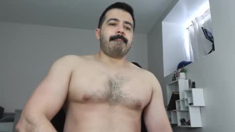 Angel Fusco online show from 05-06-26, 02:11