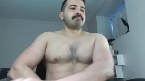 Angel Fusco online show from 05-12-26, 12:41