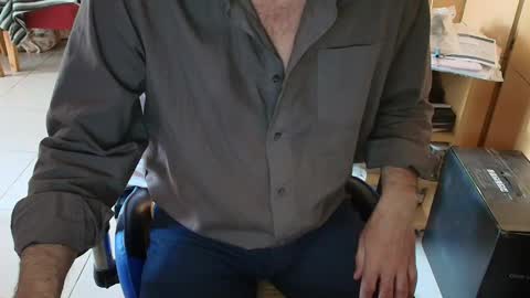 Snapshot of angelgarcia269 chatting on 11-08-25, 11:10 angelgarcia269 online show from 11-08-25, 11:10