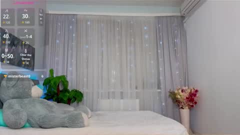 Snapshot of angeli_eyes chatting on 10-17-25, 03:47 Ksenia online show from 10-17-25, 03:47