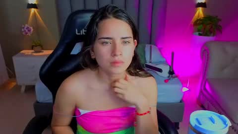 A N G E L I C A online show from 05-01-26, 12:21