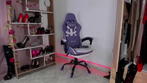 Angelica Sparks online show from 03-04-25, 06:47