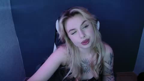 Snapshot of angelicablanch chatting on 09-21-25, 09:05 angelicablanch online show from 09-21-25, 09:05