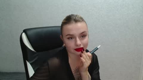 Snapshot of angelicablanch chatting on 09-25-25, 08:23 angelicablanch online show from 09-25-25, 08:23