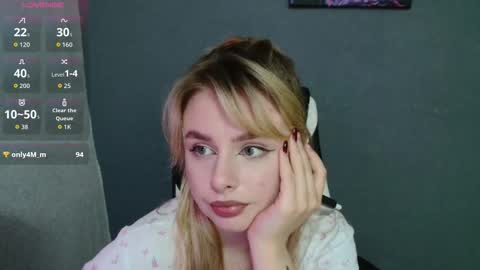 Snapshot of angelicablanch chatting on 10-10-25, 09:36 angelicablanch online show from 10-10-25, 09:36