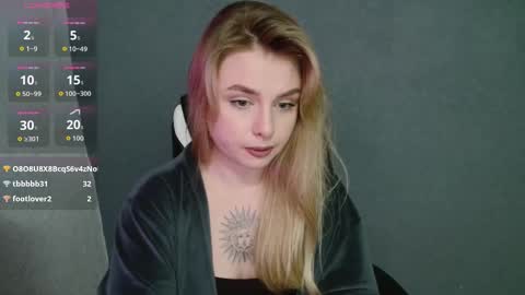 Snapshot of angelicablanch chatting on 10-22-25, 09:25 angelicablanch online show from 10-22-25, 09:25