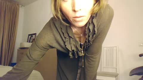 Snapshot of angelicfenix chatting on 04-03-26, 06:50 angelicfenix online show from 04-03-26, 06:50