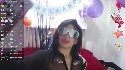 angelie online show from 10-30-25, 07:43