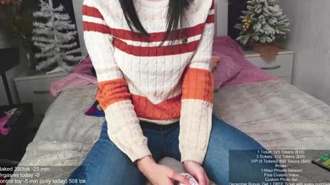 Snapshot of angelika_rouge chatting on 12-22-24, 05:42 Angelika Rouge online show from 12-22-24, 05:42