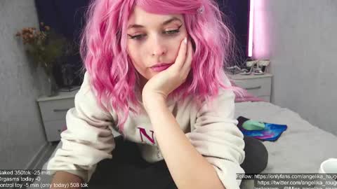Snapshot of angelika_rouge chatting on 02-15-25, 01:16 Angelika Rouge online show from 02-15-25, 01:16
