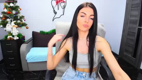 Angelina online show from 12-26-24, 05:08