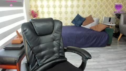 angelina_class_7 online show from 06-19-26, 02:10