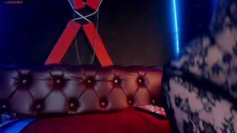 Snapshot of angelinablanc_ chatting on 02-11-26, 11:37 ANGELINA online show from 02-11-26, 11:37