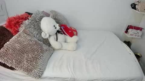 angeline online show from 02-16-26, 07:32