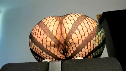 Snapshot of angelinacht chatting on 10-30-25, 07:32 Angelina online show from 10-30-25, 07:32