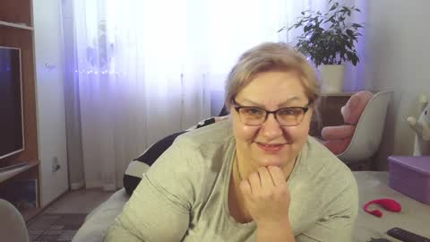 AngelinaGlam online show from 12-13-24, 12:06