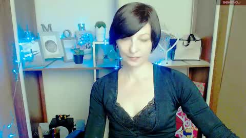Snapshot of angelinalov_ chatting on 01-23-25, 11:26 Angelina online show from 01-23-25, 11:26