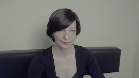 Snapshot of angelinalov_ chatting on 02-06-25, 10:59 Angelina online show from 02-06-25, 10:59