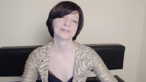 Snapshot of angelinalov_ chatting on 02-08-25, 07:37 Angelina online show from 02-08-25, 07:37