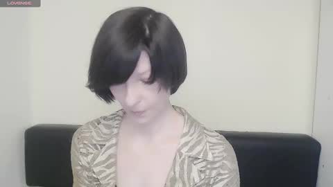 Snapshot of angelinalov_ chatting on 02-10-25, 07:47 Angelina online show from 02-10-25, 07:47