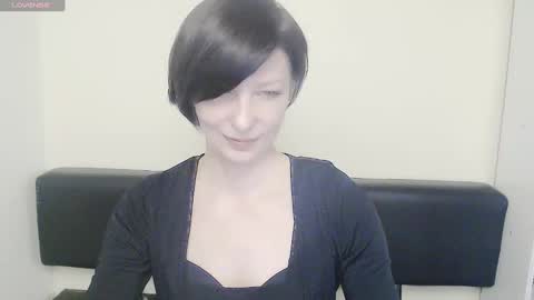 Snapshot of angelinalov_ chatting on 02-13-25, 10:55 Angelina online show from 02-13-25, 10:55