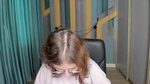 AngelinaLow online show from 11-08-25, 06:46