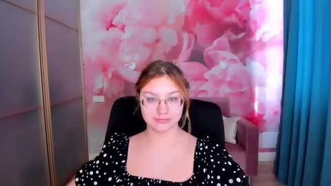 AngelinaLow online show from 03-02-26, 12:34