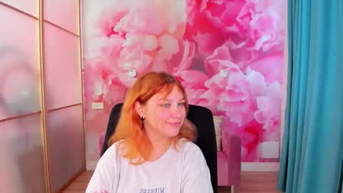 AngelinaLow online show from 05-02-26, 05:45