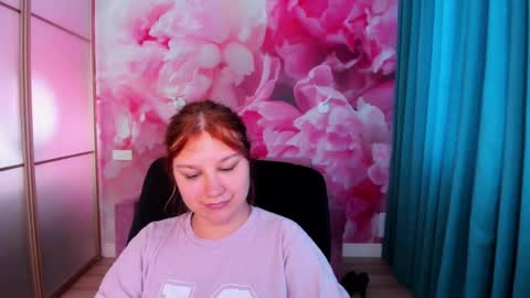 AngelinaLow online show from 06-20-26, 11:24