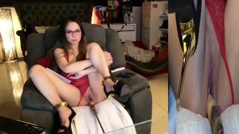 Angel online show from 10-10-25, 09:47