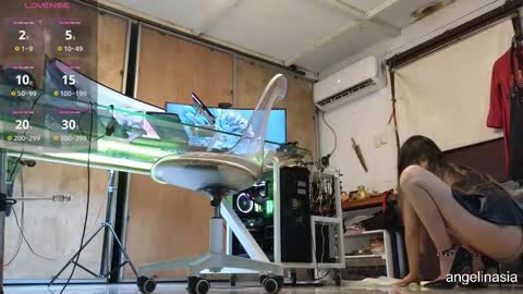 Snapshot of angelinasia chatting on 03-17-26, 09:40 Angel online show from 03-17-26, 09:40