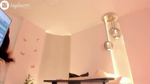 Angeline  online show from 10-20-25, 01:22