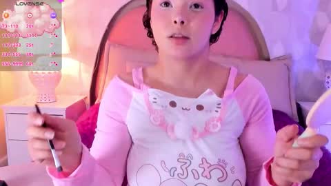 Snapshot of angeline__cute chatting on 03-04-26, 12:22 angeline online show from 03-04-26, 12:22