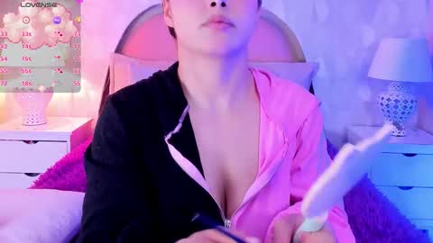 Snapshot of angeline__cute chatting on 03-09-26, 12:09 angeline online show from 03-09-26, 12:09