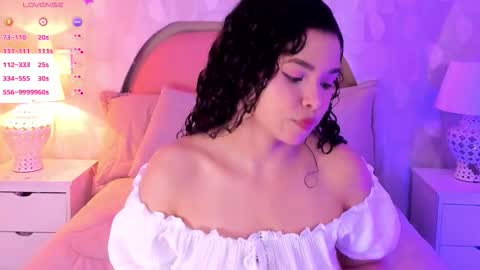 Snapshot of angeline__cute chatting on 03-11-26, 12:55 angeline online show from 03-11-26, 12:55