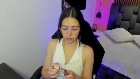 angeline_davies online show from 10-10-25, 04:00