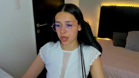 angeline_davies online show from 10-22-25, 04:02