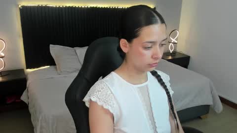 angeline_davies online show from 10-28-25, 03:43