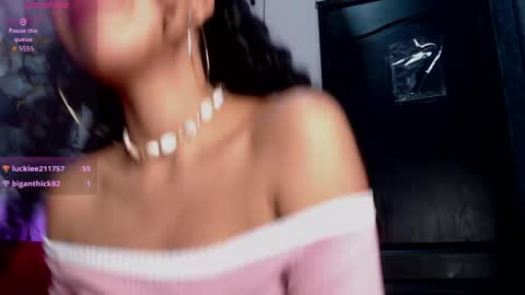 Snapshot of angeline_scot chatting on 04-25-26, 01:41 angeline_scot online show from 04-25-26, 01:41