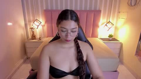 Snapshot of angelinemore chatting on 03-07-26, 07:33 ANGELINE online show from 03-07-26, 07:33