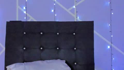 Angelique Murphy online show from 12-04-24, 01:47