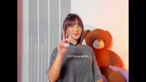 Angelique Murphy online show from 04-04-26, 07:39