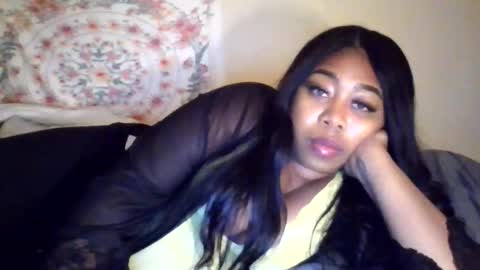 angeliquebelcaliz online show from 11-30-25, 05:33