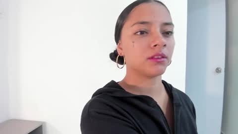 A F R O D I T A online show from 12-18-25, 11:05