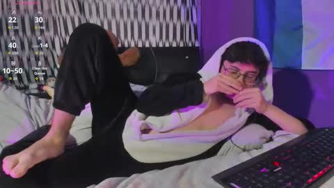 Snapshot of angelito18_twink chatting on 03-13-26, 11:11 Angel online show from 03-13-26, 11:11