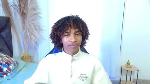 Angel online show from 12-20-25, 09:44