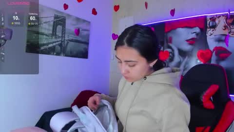 Snapshot of angell_cooper8 chatting on 02-25-26, 11:53 Angell cooper8 online show from 02-25-26, 11:53