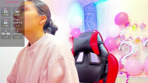 Snapshot of angell_cooper8 chatting on 03-26-26, 12:11 Angell cooper8 online show from 03-26-26, 12:11